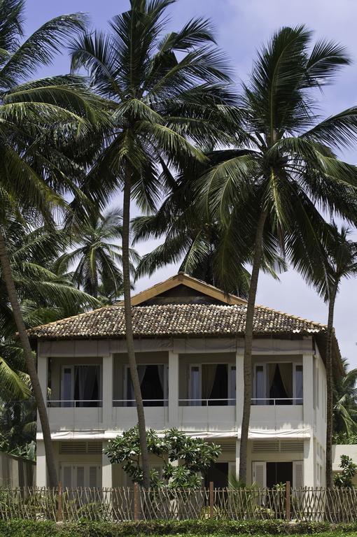 Sri Villas Bentota Bagian luar foto