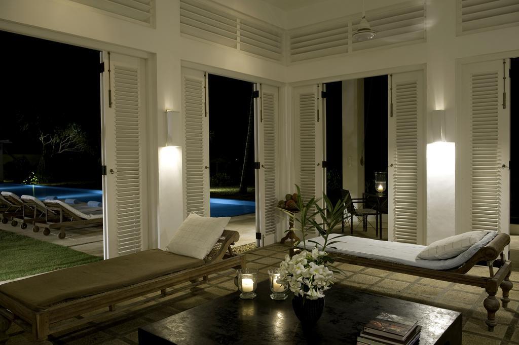 Sri Villas Bentota Bagian luar foto